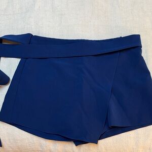Elegant Navy Mini Skort